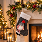 Weihnachtsstrumpf Fily Grau mit Wichtel 35 cm